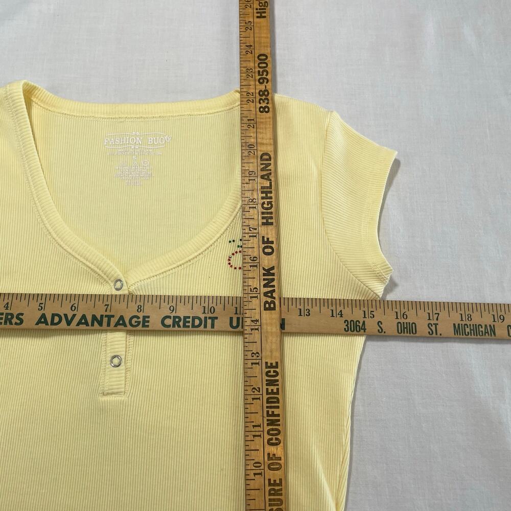 VTG Y2K Fashion Bug Butter Yellow Babydoll Tee with Rhinestone Cherries, Size S - Picture 4 of 5